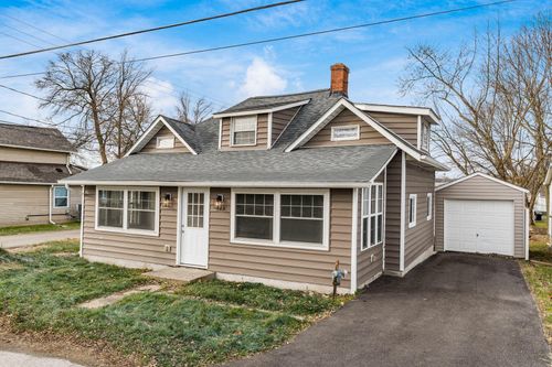 129 Park St, Buckeye Lake, OH, 43008-7725 | Card Image