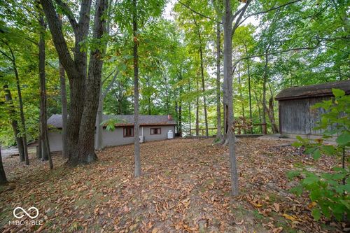 8630 N Briarwood Lake East Dr, Monrovia, IN, 46157-9283 | Card Image