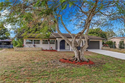 203 Lowry Ave, Lehigh Acres, FL, 33936-5828 | Card Image