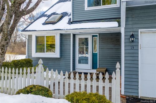 13 Cushing Grn, Pawling, NY, 12564-2110 | Card Image