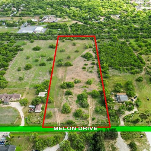 32893 Melon Dr, Los Fresnos, TX, 78566-4348 | Card Image