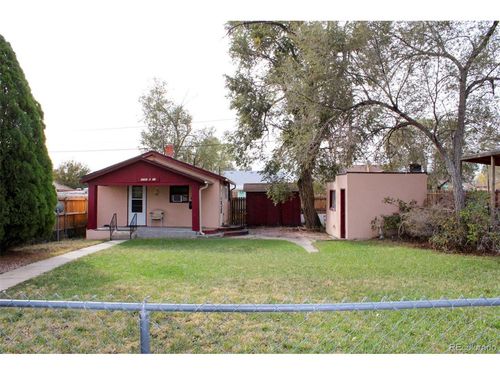 1804 E 11th St, Pueblo, CO, 81001-3429 | Card Image