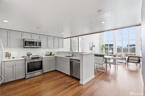 209-1800 Bryant St, San Francisco, CA, 94110-1477 | Card Image