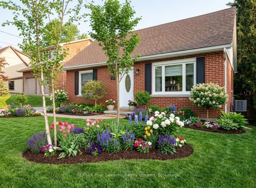 50 Amaranth St W, Grand Valley, ON, L9W5M5 | Card Image