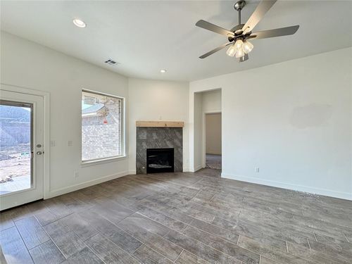 9328 Nw 143rd St, Yukon, OK, 73099 | Card Image