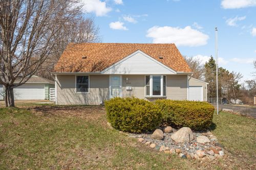 2312 W 84th St, Bloomington, MN, 55431-1601 | Card Image