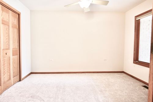 17805 Marley Creek Blvd, Orland Park, IL, 60467-5612 | Card Image