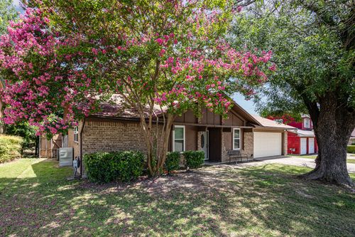 271 Merribrook Trl, Duncanville, TX, 75116-4614 | Card Image