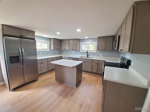 517 N 4th St, La Grange, MO, 63448-1149 | Card Image