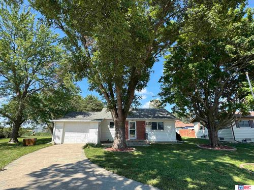 130 Circle Dr, Shelby, NE, 68662-9521 | Card Image