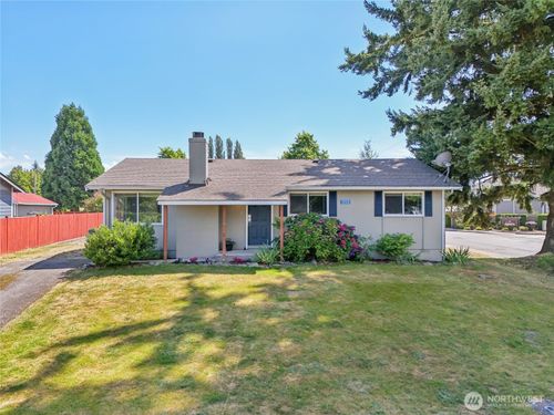 1200 Stierlen Pl, Burlington, WA, 98233-2410 | Card Image