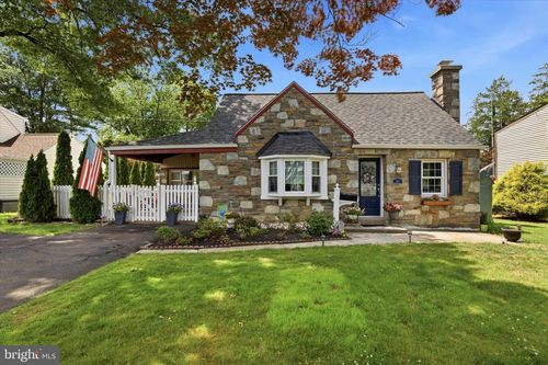 207 Bensal Rd, HATBORO, PA, 19040-2305 | Card Image
