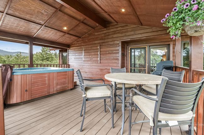 14060 Deerfield Rd, House other with 4 bedrooms, 4 bathrooms and 12 parking in Mccall ID | Image 35