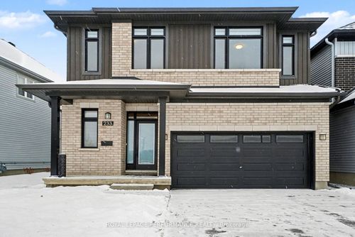 233 Beaugency St, Orleans, ON, K1W0T2 | Card Image