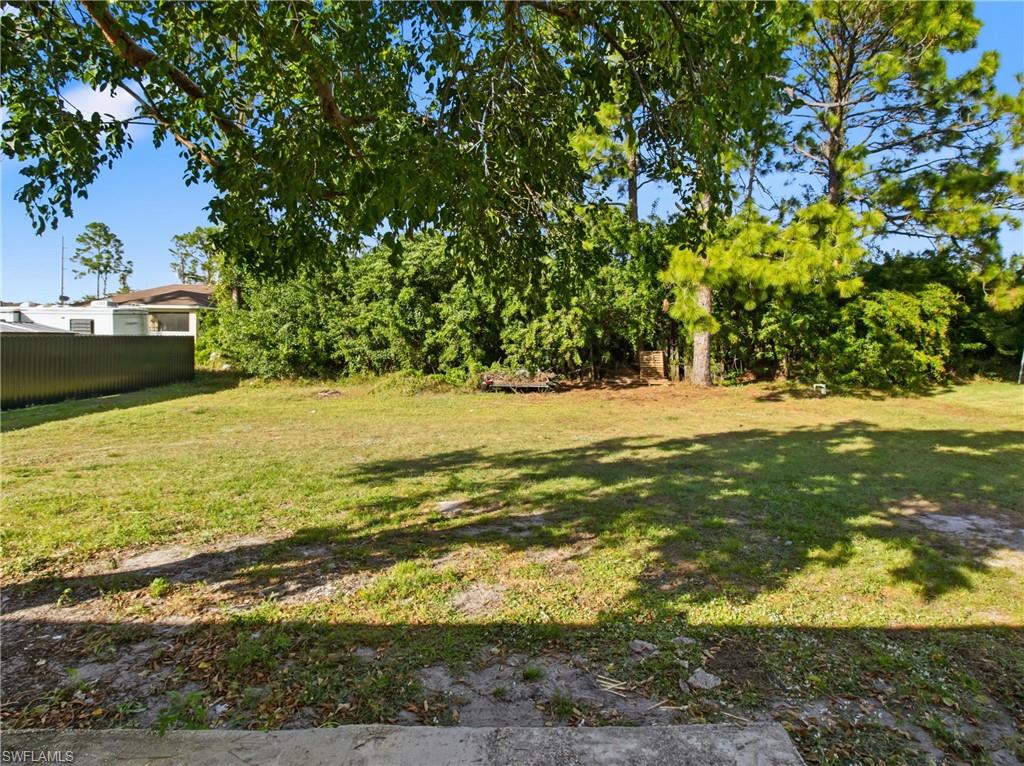 Residential in LEHIGH ACRES