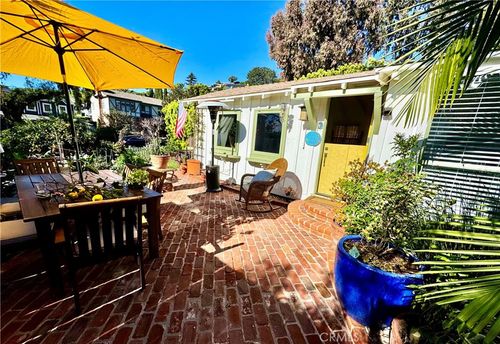 455 Myrtle St, Laguna Beach, CA, 92651-1540 | Card Image