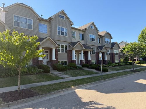 4-2433 River Oaks Ln, Rockford, IL, 61102-3583 | Card Image