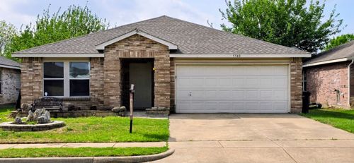 5540 Camarillo Dr, Fort Worth, TX, 76244-6254 | Card Image