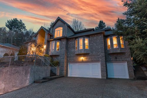 2780 St Moritz Way, Abbotsford, BC, V3G1C3 | Card Image