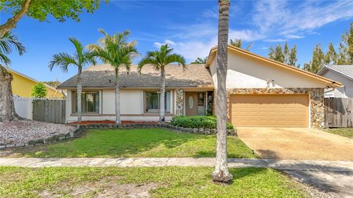 4241 Nw 74th Ave, Lauderhill, FL, 33319-3911 | Card Image