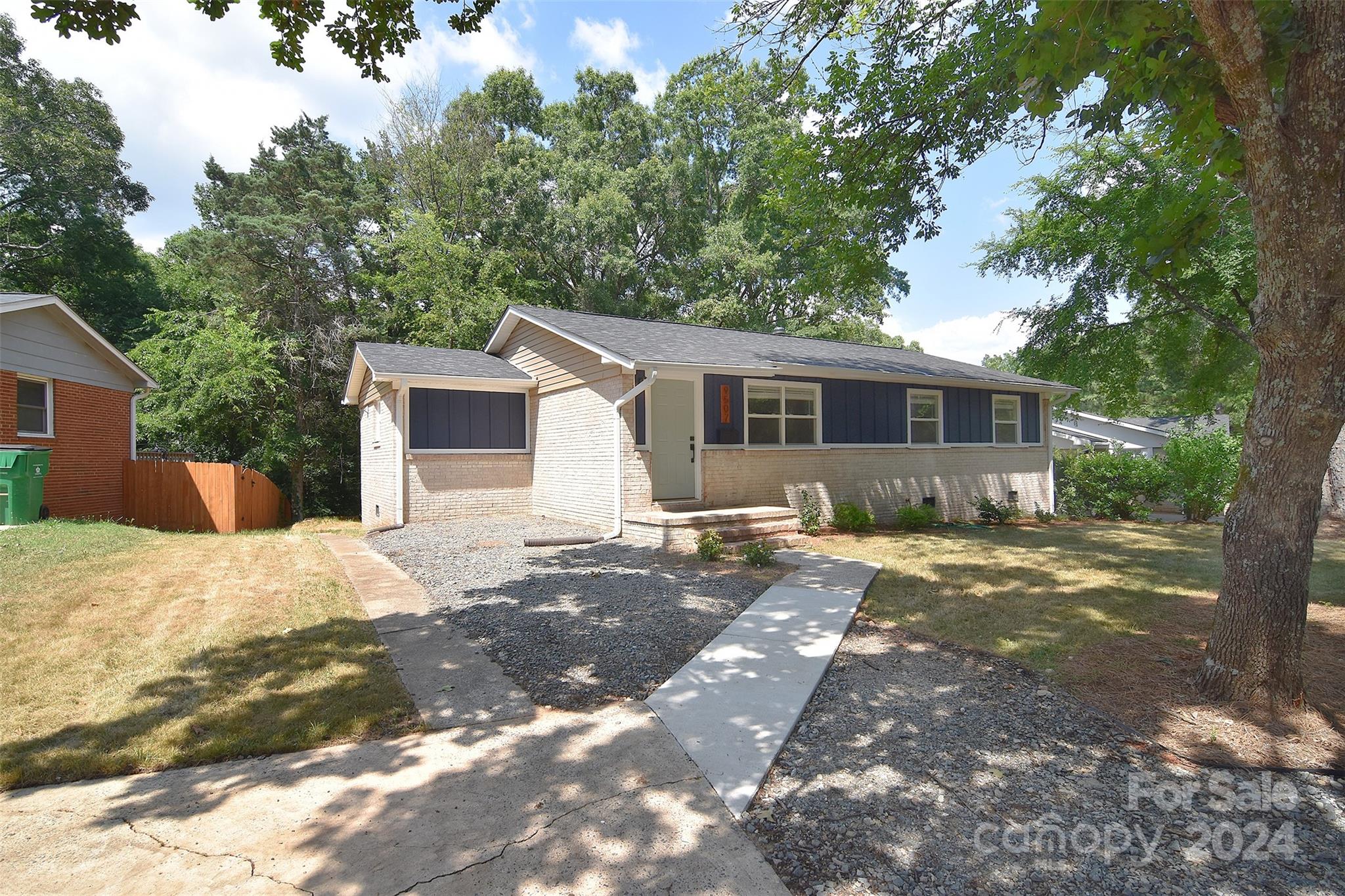 Loblolly Ln, Charlotte, NC 28210