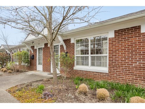 33-2633 Nw Raleigh St, Portland, OR, 97210 | Card Image