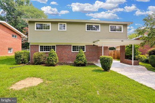 811 Kenbrook Dr, SILVER SPRING, MD, 20902-3256 | Card Image