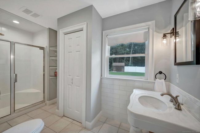 First Floor Bathroom | Image 13