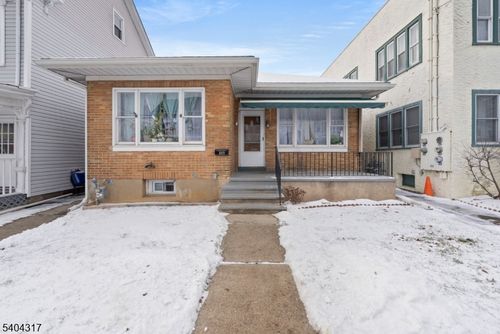 392 Lincoln St, Phillipsburg, NJ, 08865-3242 | Card Image