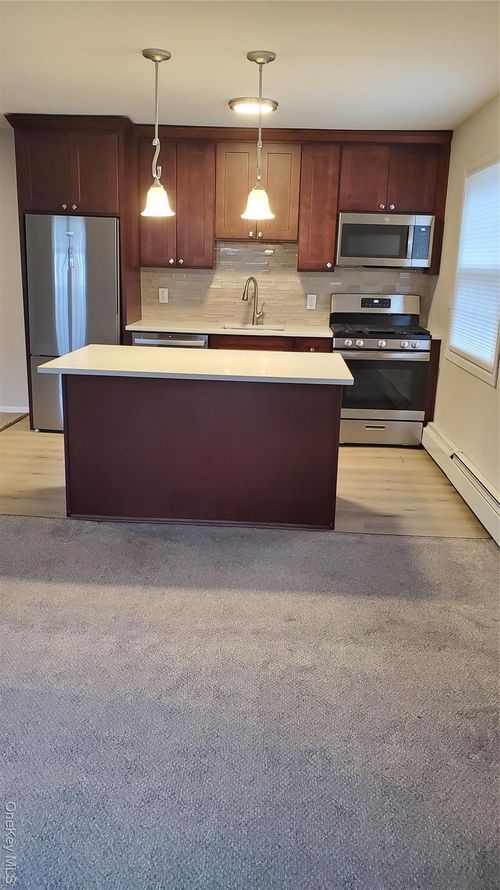 apt-21f-460 Old Town Rd, Port Jefferson Station, NY, 11776-2246 | Card Image