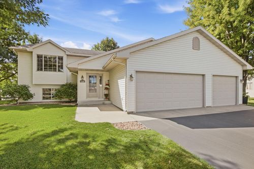 1120 Applewood Ct, Waite Park, MN, 56387-1623 | Card Image