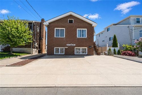 128 Weed Avenue, Staten Island, NY, 10306 | Card Image