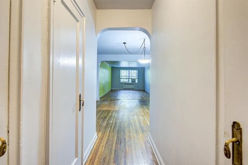 ste-3r-106 Queens Blvd, Forest Hills, NY, 11375-4365 | Card Image