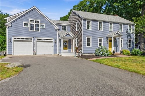 66 Station Station St, Scituate, MA, 02066-4043 | Card Image