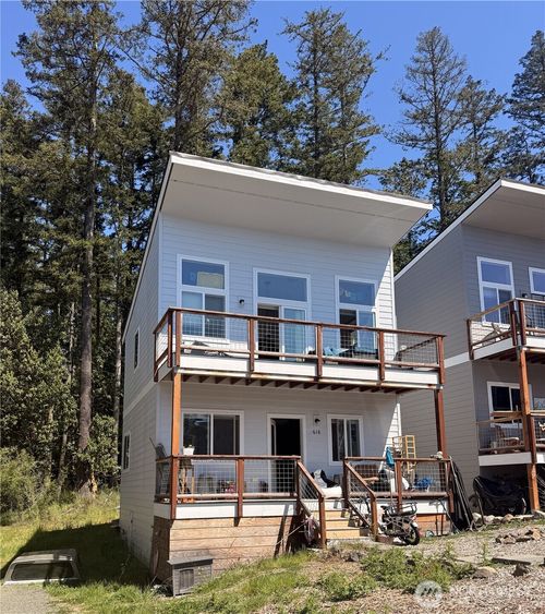 618 Finnegan Way, Friday Harbor, WA, 98250-7212 | Card Image