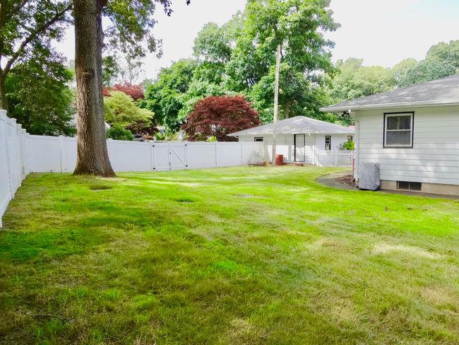 1 Birchwood Dr, House other with 3 bedrooms, 1 bathrooms and null parking in Ansonia CT | Image 33