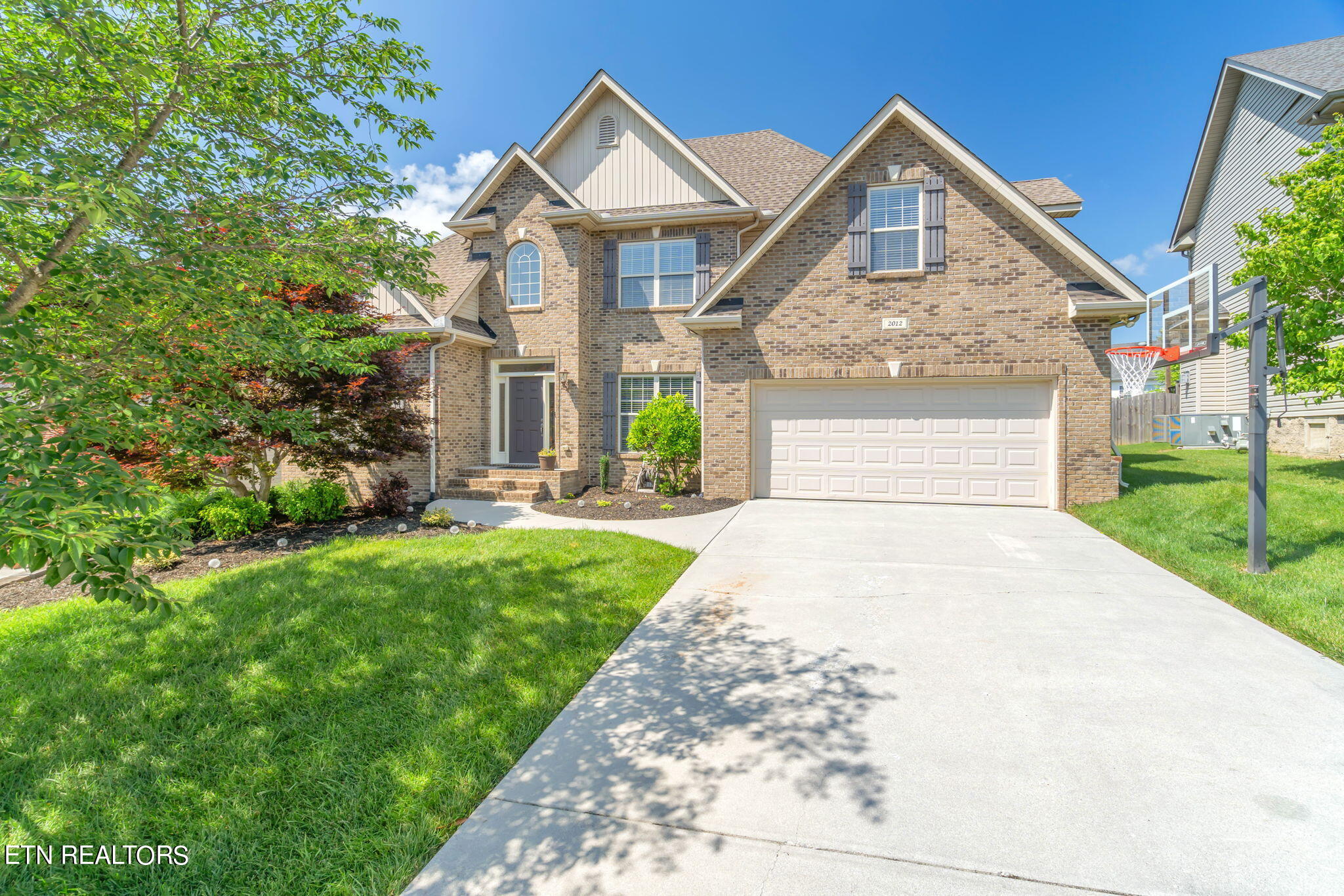 Downing Creek Ln, Knoxville, TN 37932