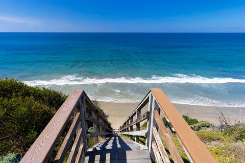 1472 Neptune Ave, Encinitas, CA, 92024-3226 | Card Image