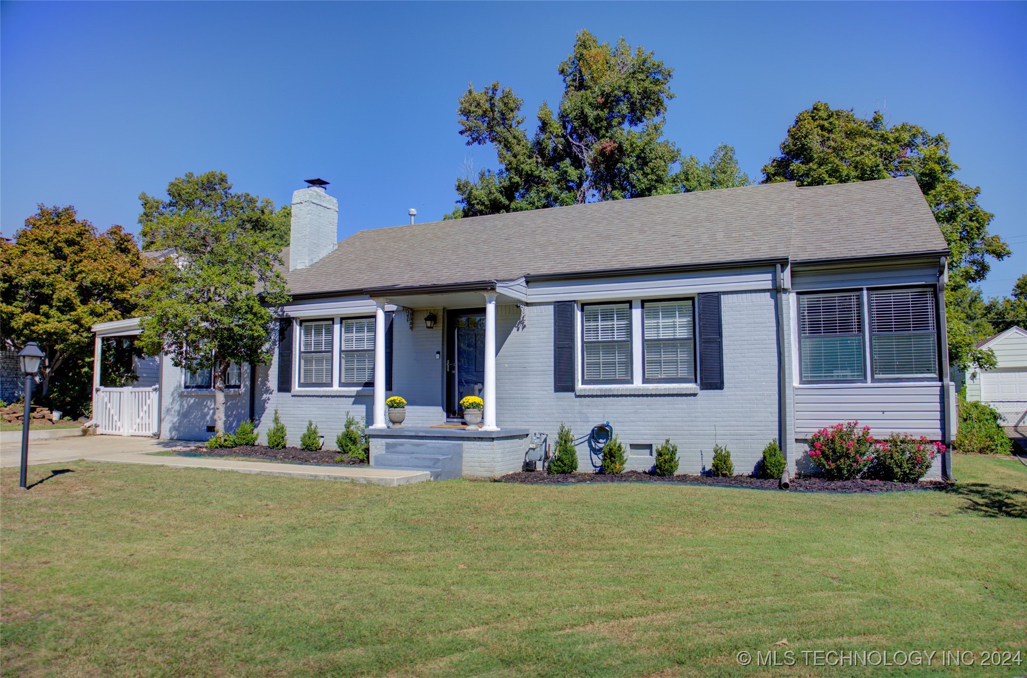 22nd Pl, Tulsa, OK 74114