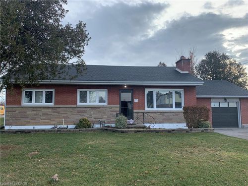 upper-72 Southmeadow Cres, Stoney Creek, ON, L8G3E7 | Card Image