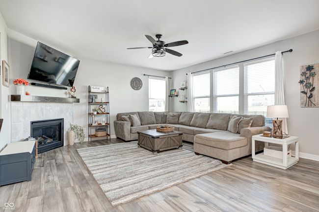2428 Stonehill Way, House other with 5 bedrooms, 5 bathrooms and null parking in New Palestine IN | Image 6