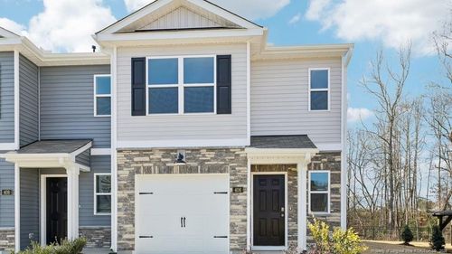 157 Trumpet Vine Rd, Aberdeen, NC, 28315-6502 | Card Image