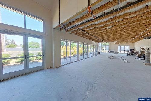 800 Ne Circle Blvd, Corvallis, OR, 97330-4256 | Card Image