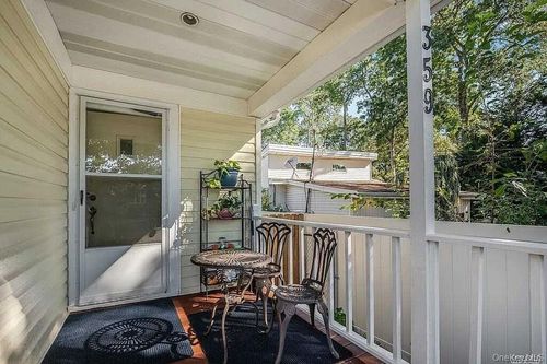 359 Erlanger Blvd, North Babylon, NY, 11703-1000 | Card Image