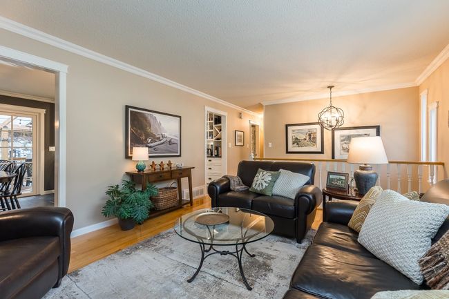 2410 Cameron Crescent, House other with 3 bedrooms, 2 bathrooms and 5 parking in Abbotsford BC | Image 17