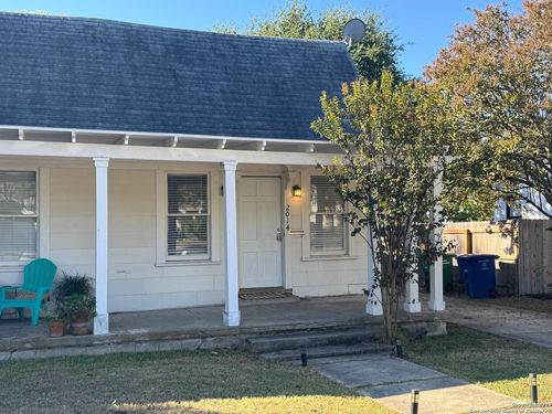 2014 W Mulberry Ave, San Antonio, TX, 78201-4956 | Card Image