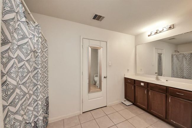 7535 Fettle Ln, House other with 3 bedrooms, 2 bathrooms and 2 parking in Conroe TX | Image 17