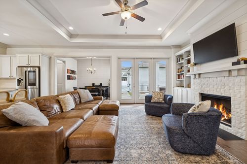 1566 Drakes Creek Rd, Hendersonville, TN, 37075-8637 | Card Image