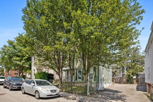 8 Fountain Ave, Somerville, MA, 02145-4102 | Card Image