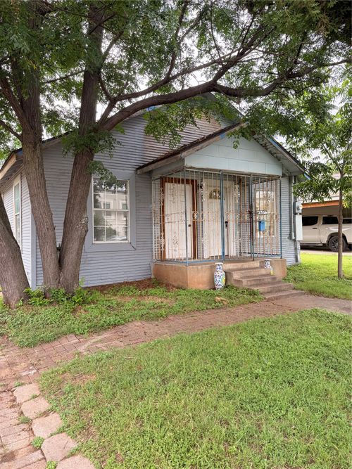 1627 N Montclair Ave, Dallas, TX, 75208-1534 | Card Image